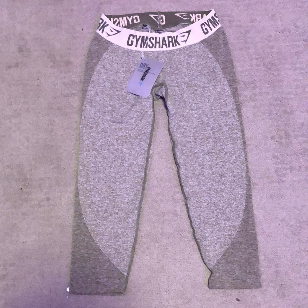 BRAND NEW Gymshark cropped leggings